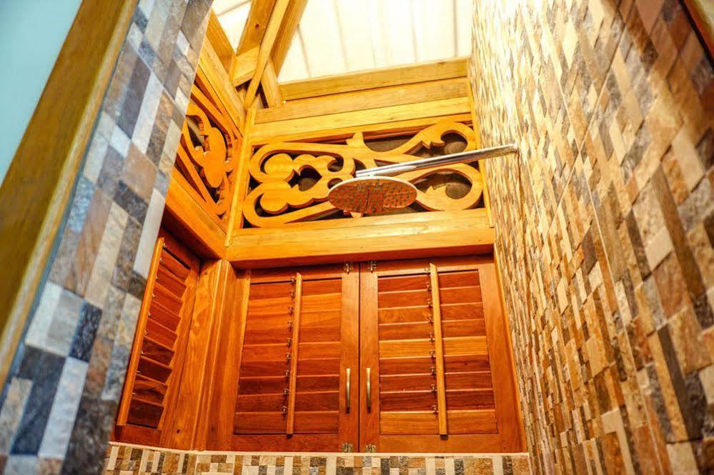 Hotel The Hummingbird Bocas del Toro Esterno foto