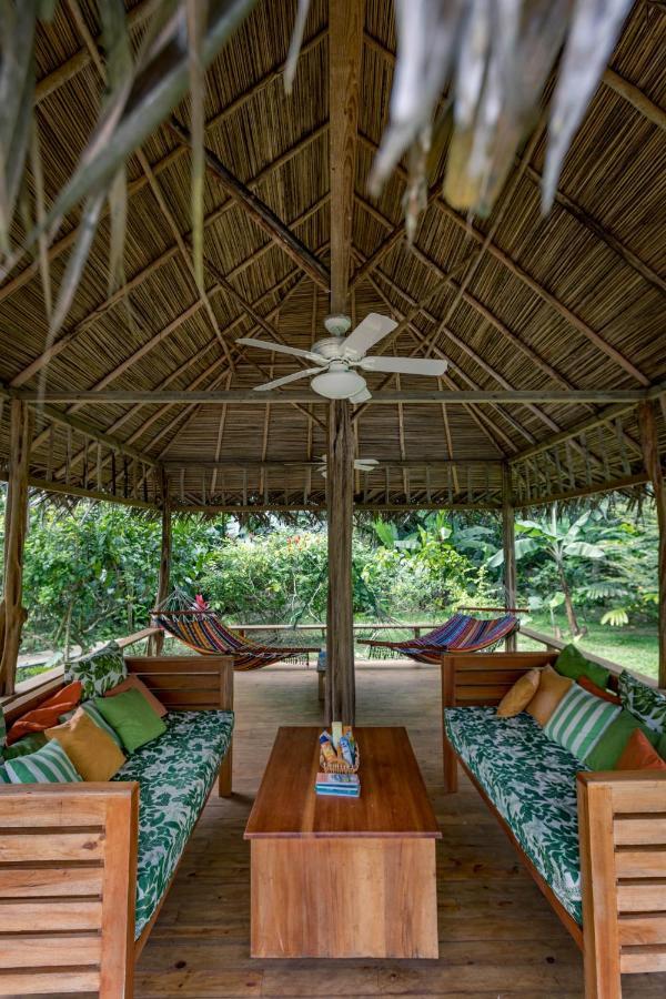 Hotel The Hummingbird Bocas del Toro Esterno foto